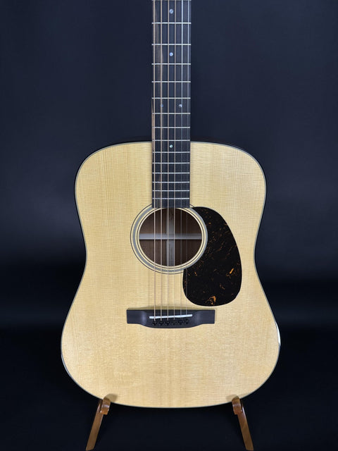 Martin D-18 Natural -
