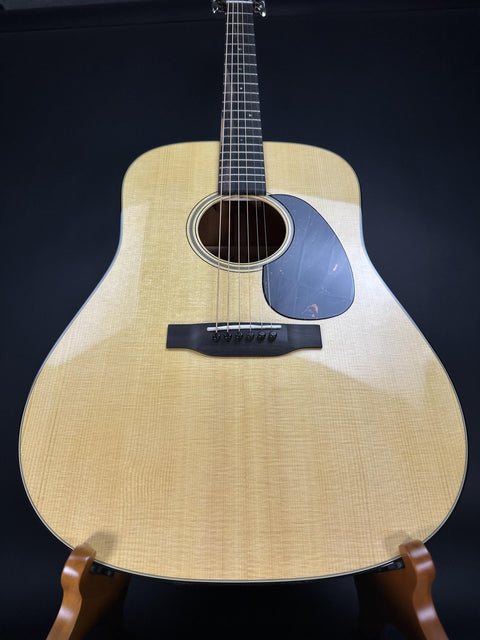 Martin D-18 Natural -