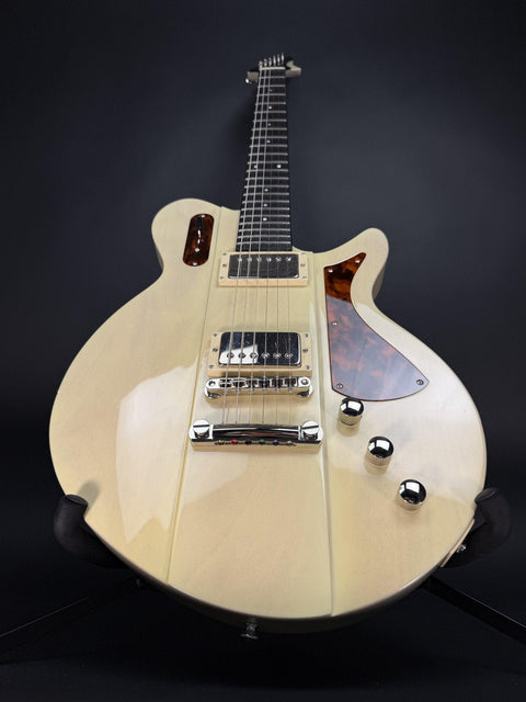 2022 Eastman Juliet - Pomona Blonde -