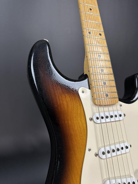 Pre-Owned Fender Custom Shop Masterbilt Chris Fleming 1956 Stratocaster - 3-Color Sunburst -