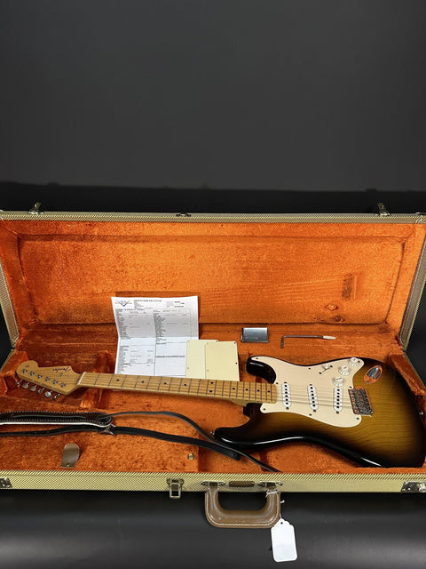 Pre-Owned Fender Custom Shop Masterbilt Chris Fleming 1956 Stratocaster - 3-Color Sunburst -