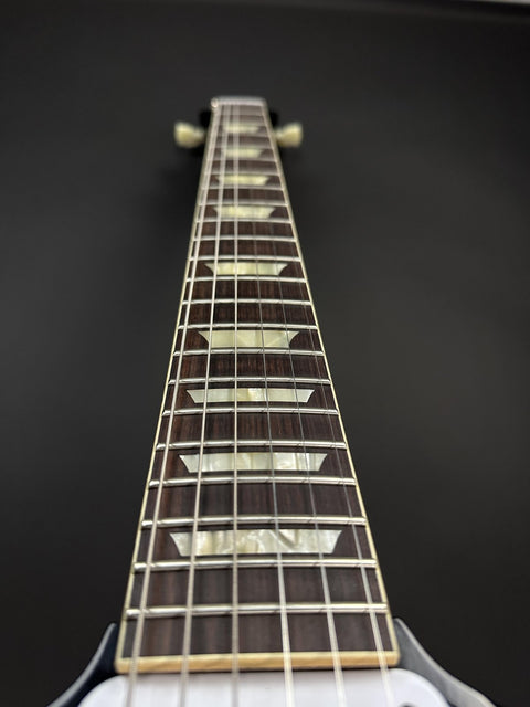 Gibson Custom 1964 SG Standard Maestro Silver Fox VOS -